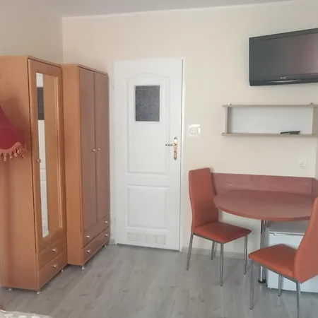 홈스테이 U Anis *