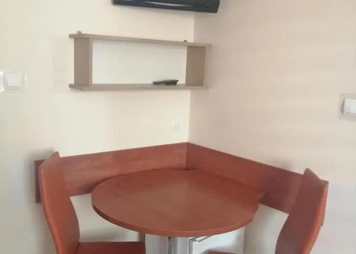 Δωμάτια σε οικογενειακή κατοικία U Anis